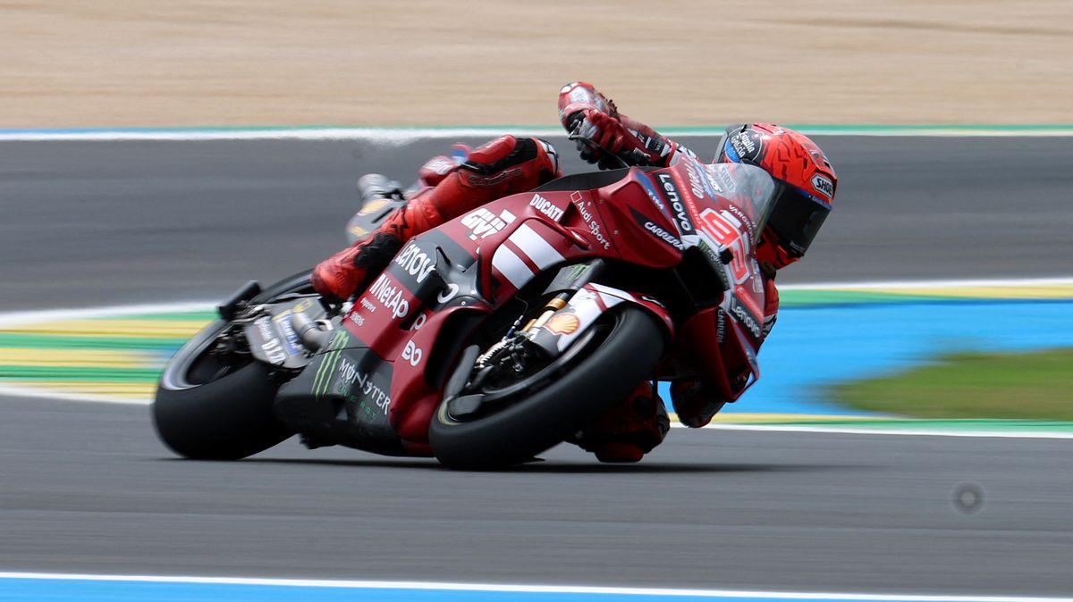 Marc Márquez vyhrál sprint MotoGP v Brazílii, program narušil poškozený asfalt