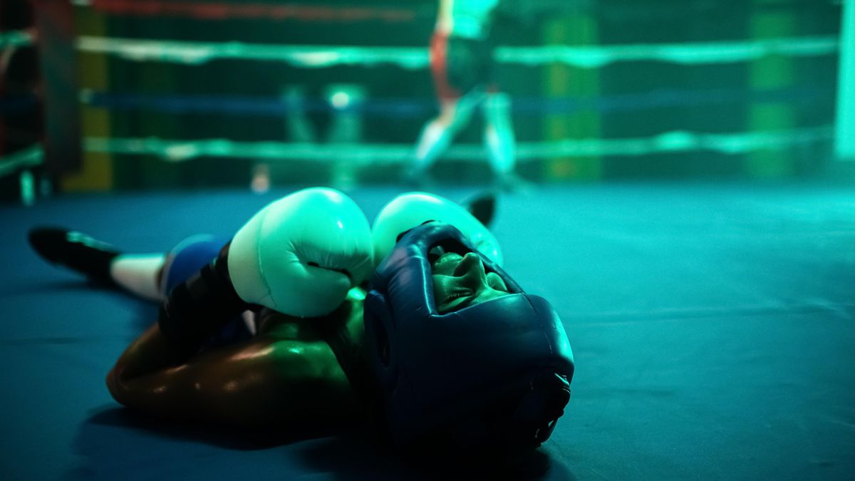 Po K.O. bojovala o život. Mladá boxerka se probrala z umělého spánku