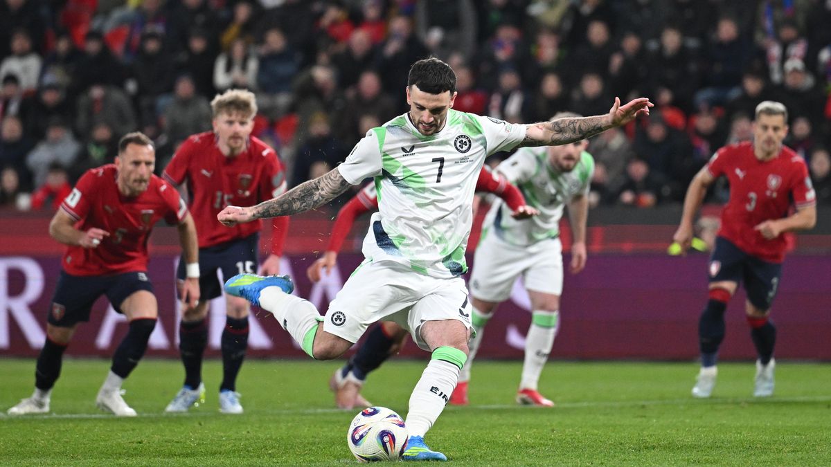 FOTBAL ONLINE: S českým nároďákem je zle. Irové přidali druhý gól