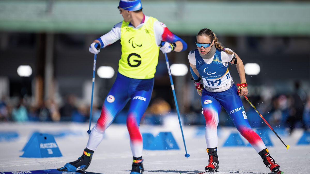 Absolutní senzace z Itálie! Zlatá Edlingerová si podmanila stíhačku, Bubeníčková dojela třetí, ale o bronz možná přijde