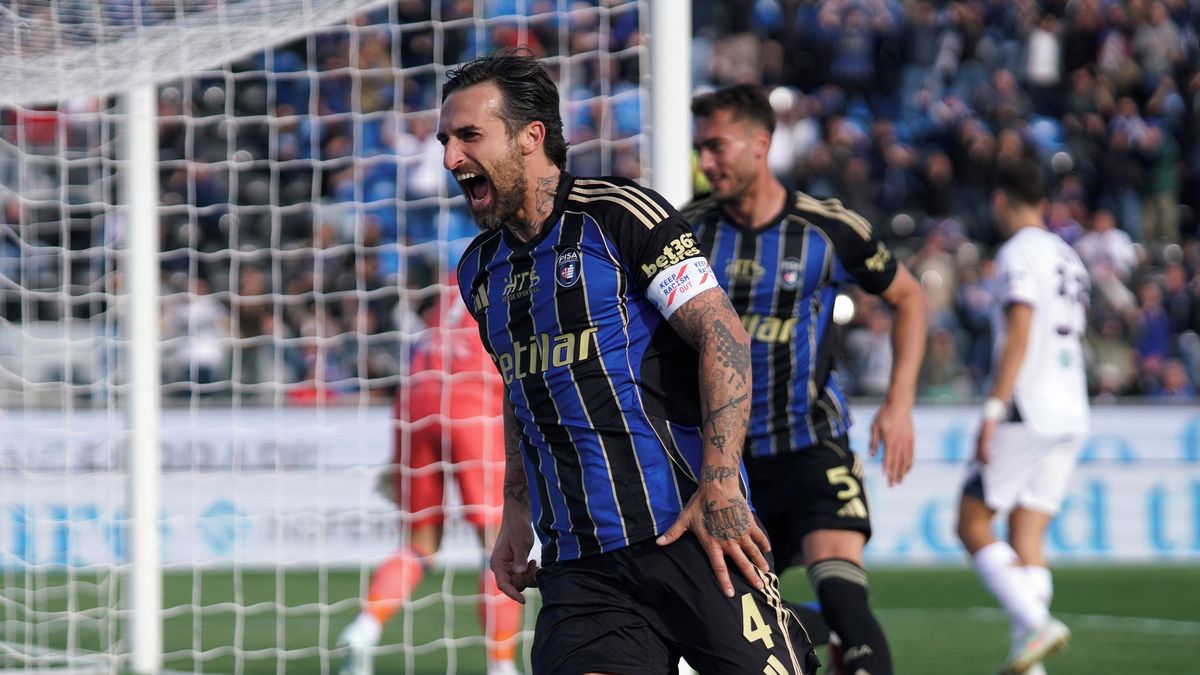 Pisa zvítězila po 17 kolech, bez vyloučeného Durosinmiho porazila Cagliari