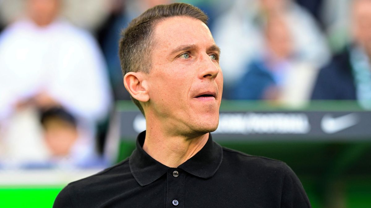 Předposlední tým bundesligy odvolal trenéra i sportovního ředitele