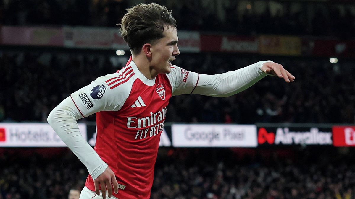 Úžasný moment. Mladík Arsenalu má historický zápis, Arteta žasl a zářil