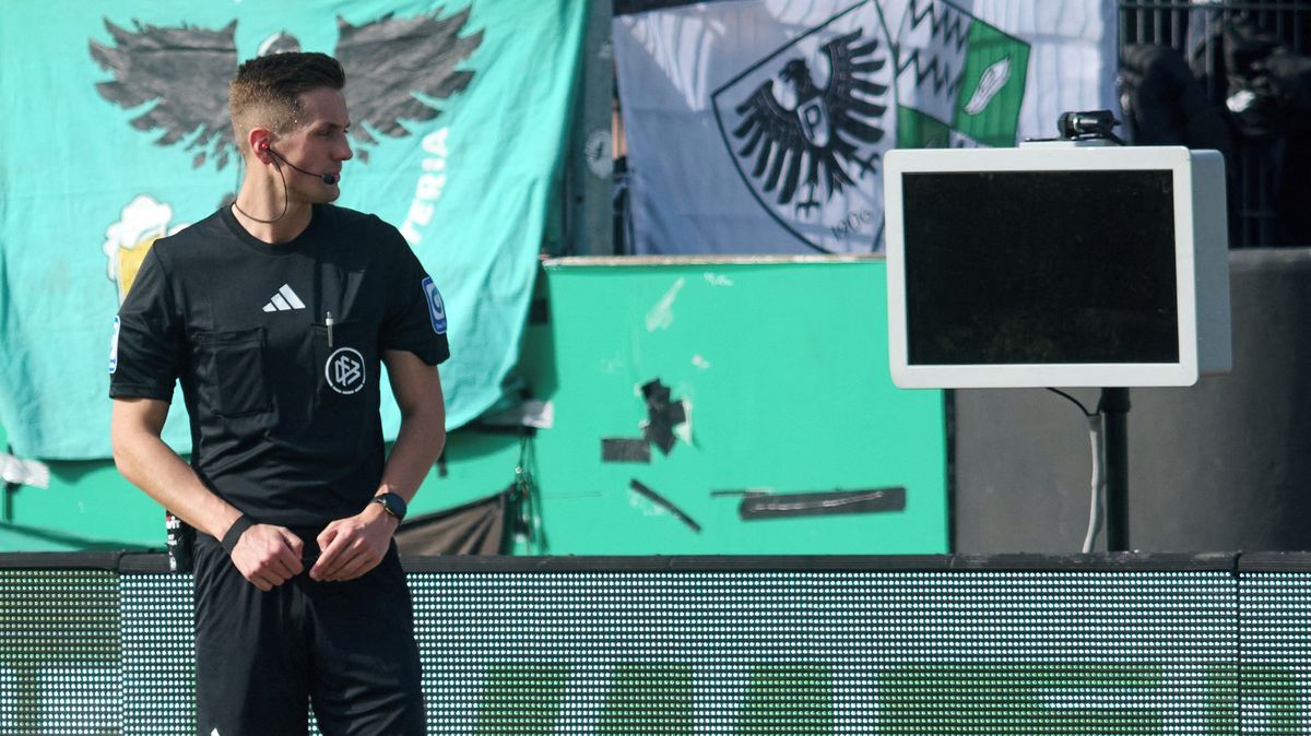 Sabotáž v druhé německé lize. Fanoušci poškodili VAR