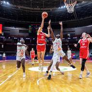 Emma Čechová a její střelecký pokus. 