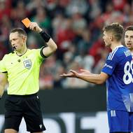 Vyloučení Petera Barátha.