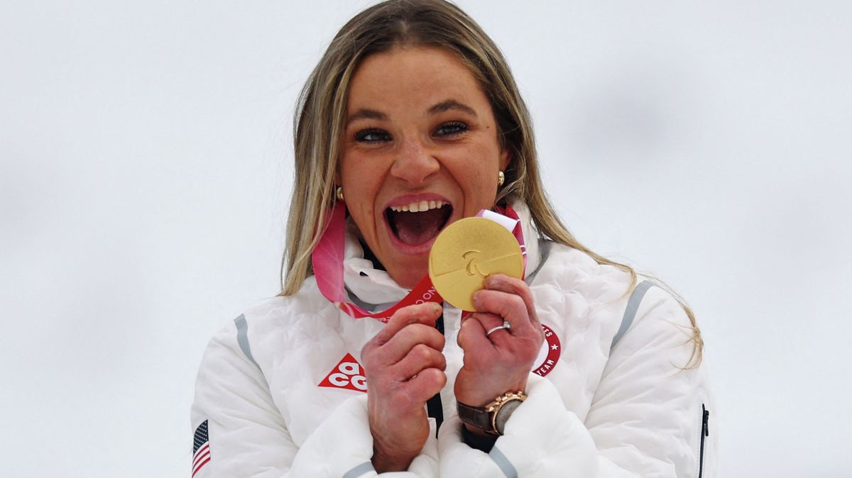 Ozáření její tělo zdeformovalo, v sirotčinci zažívala hrůzy. Američanka teď inspiruje a sbírá medaile napříč sporty