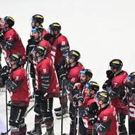 Poražení hráči Sparty po druhém zápase v Plzni.