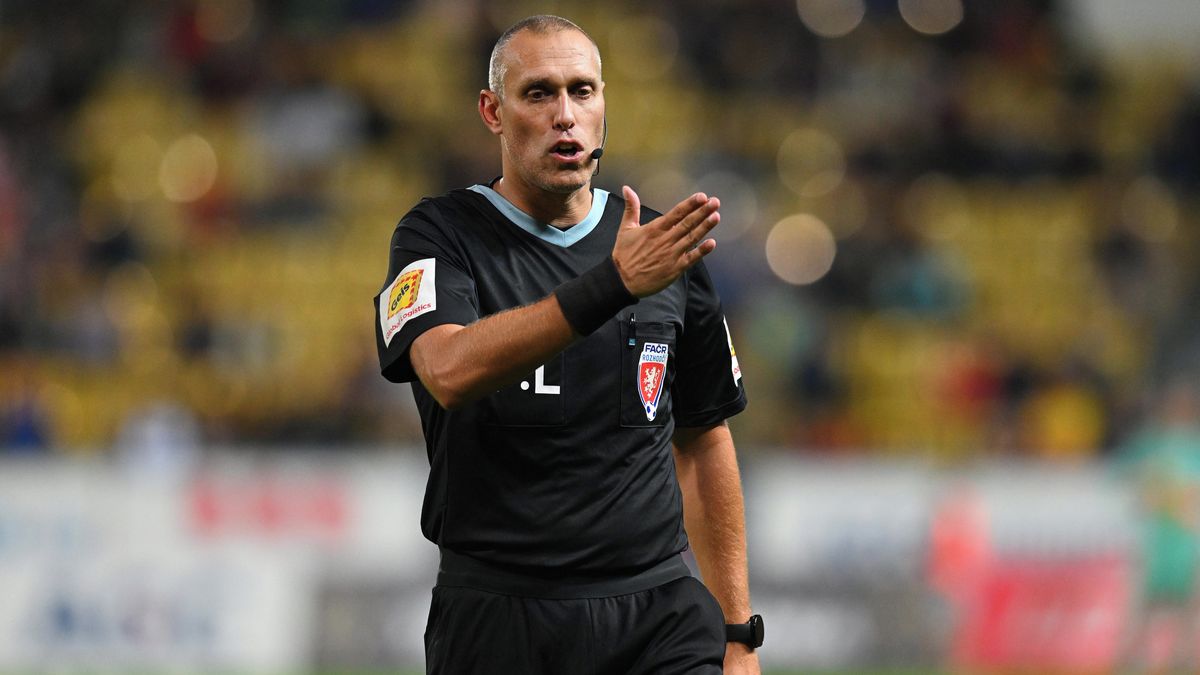 Rozhodčí Zelinka reaguje na korupční kauzu. Chce očistit své jméno