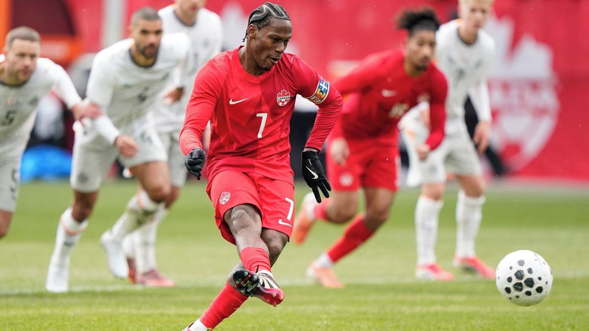 Island proti Kanadě přišel o dvougólový náskok. Nakonec  jen remizoval