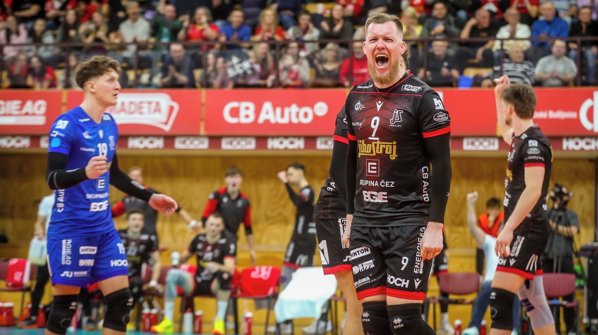 Českobudějovičtí volejbalisté jsou v extraligovém semifinále