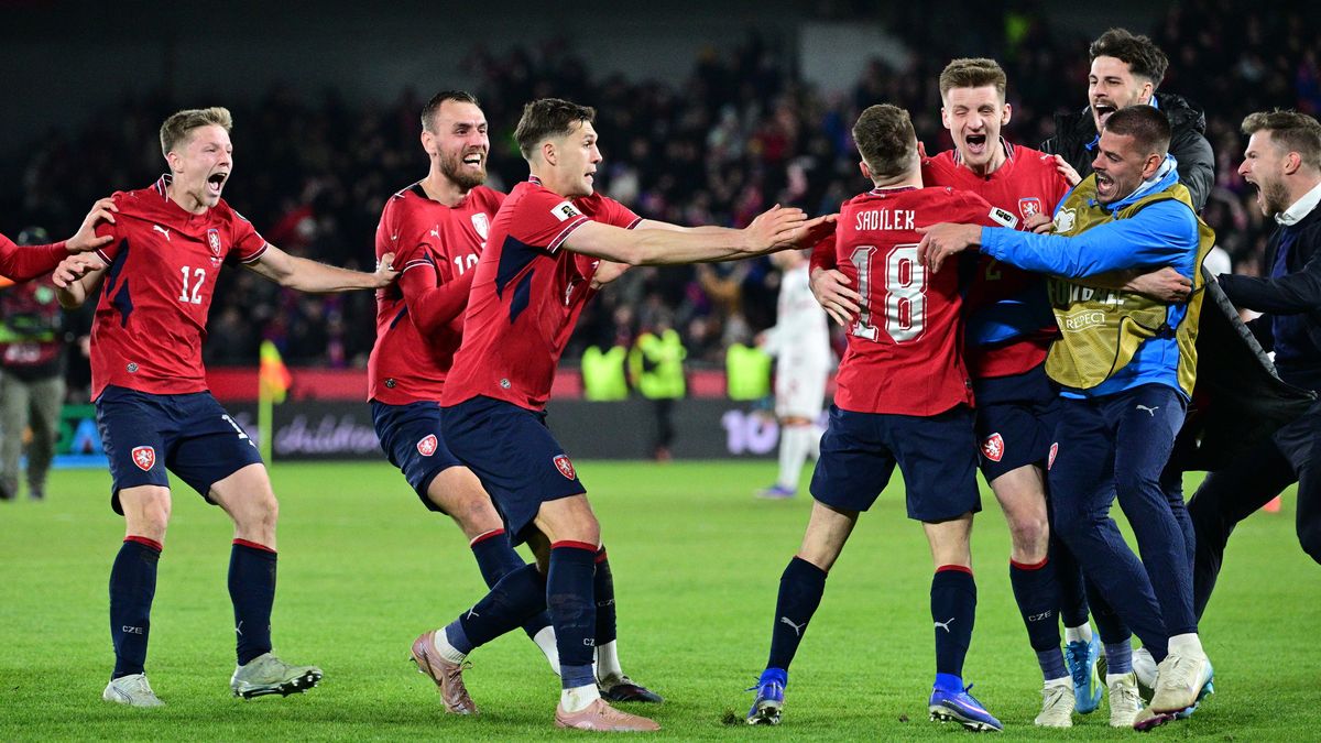 ZNÁMKOVÁNÍ: Dominantní Šulc, skvělý Coufal. Postup zajistil i skvostný výkon kapitána