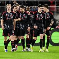 Sparťané slaví vyrovnávací gól Matyáše Vojty.