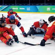 Číňané se snaží projít přeš českou obranu