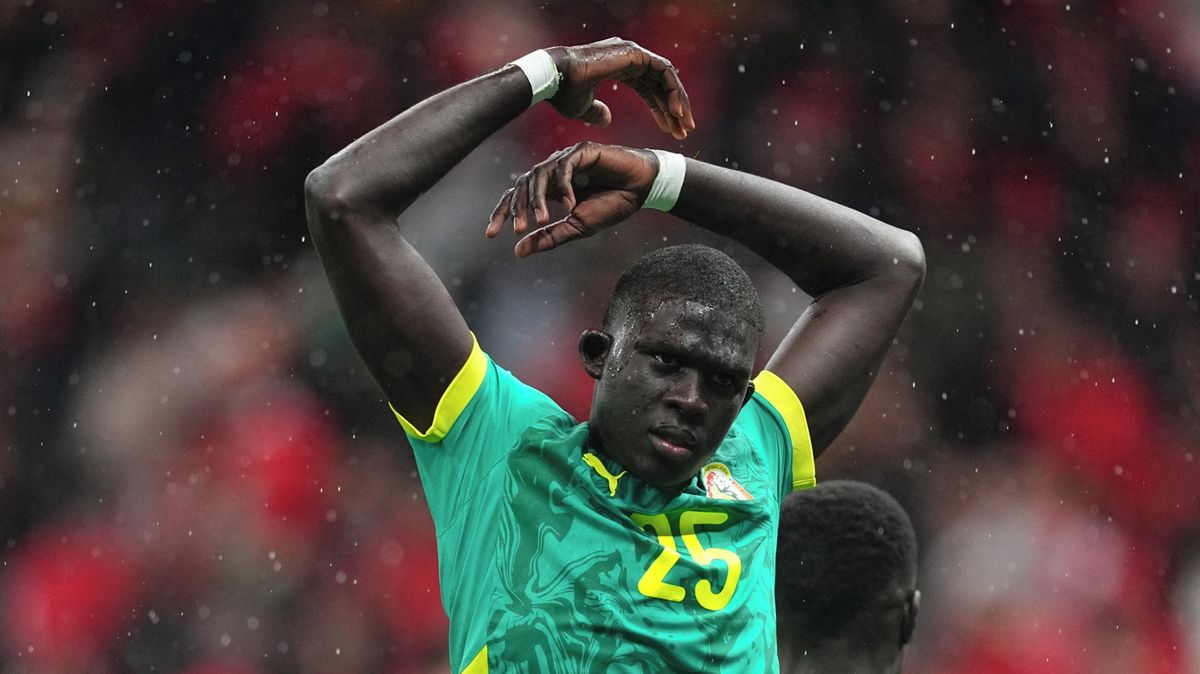 Šokující zvrat, kontumace! Diouf přišel o velkou trofej, Afrika má dva měsíce po finále nového šampiona 