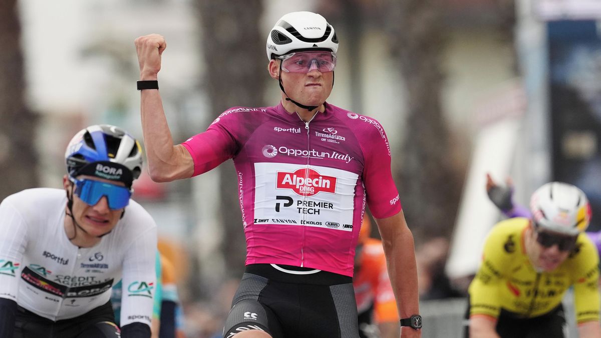 Van der Poel vyhrál na Tirrenu-Adriaticu druhou etapu, lídrem je Pellizzari