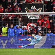 Češi postupují! Matěj Kovář chytil v rozstřelu dvě penalty!