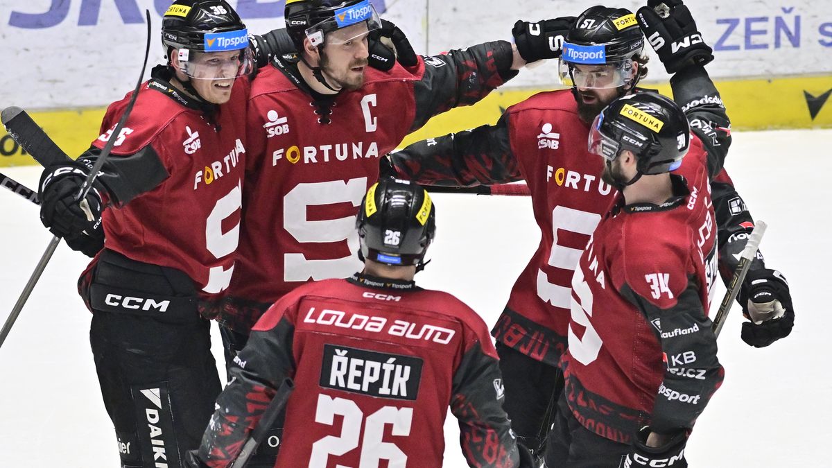 HOKEJ ONLINE: Videomomenty. Sparta využívá další přesilovku a odskakuje Plzni