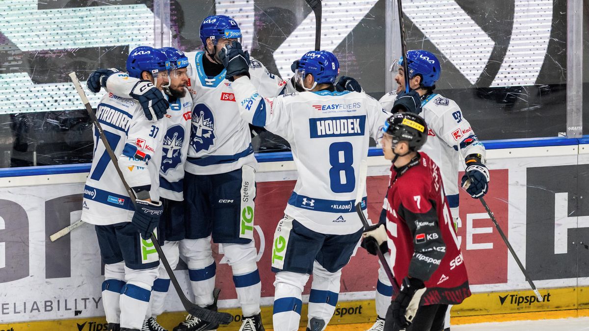 Šok na Spartě, Kladno rozhodlo v prodloužení. Brno a Třinec těsně vyhrály