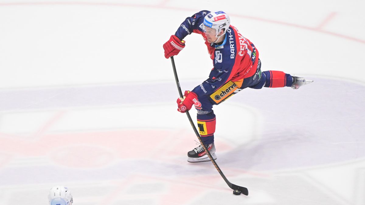 HOKEJ ONLINE: Videomomenty. Drtivý nástup Pardubic, Kometa už prohrává