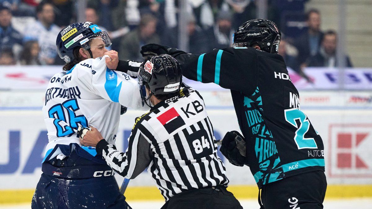 Disciplinární komise rozhodla o Weatherbym. Dodatečnému trestu za faul na Tomka uniknul