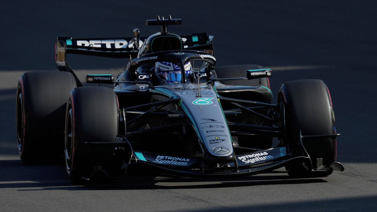 Unikátní řešení vzniklo kvůli chybě. Mercedes mění funkčnost předního křídla