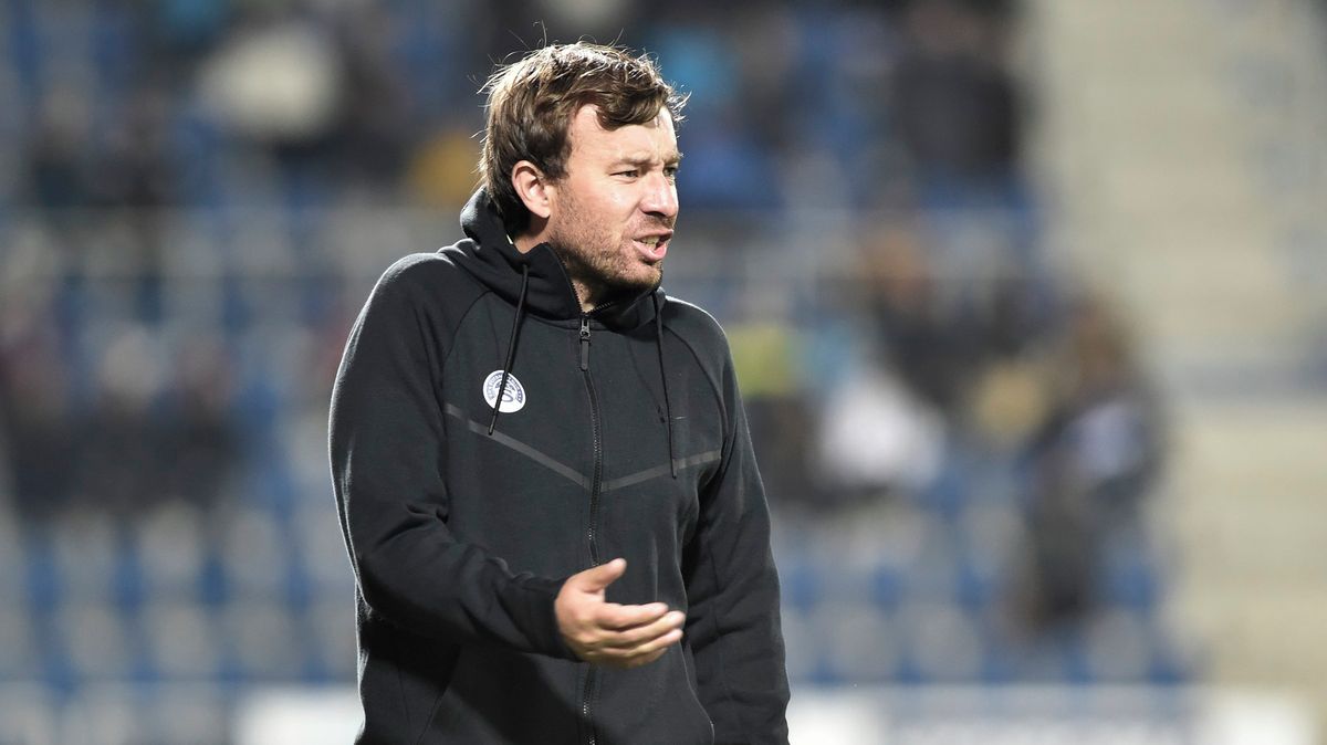 Doživotní distanc! Český kouč, který nahrával nahé fotbalistky, si už nezatrénuje
