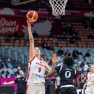 Nejlepší česká střelkyně Natálie Stoupalová s 16 body.