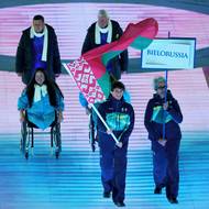 Nástup běloruských sportovců pod státní vlajkou