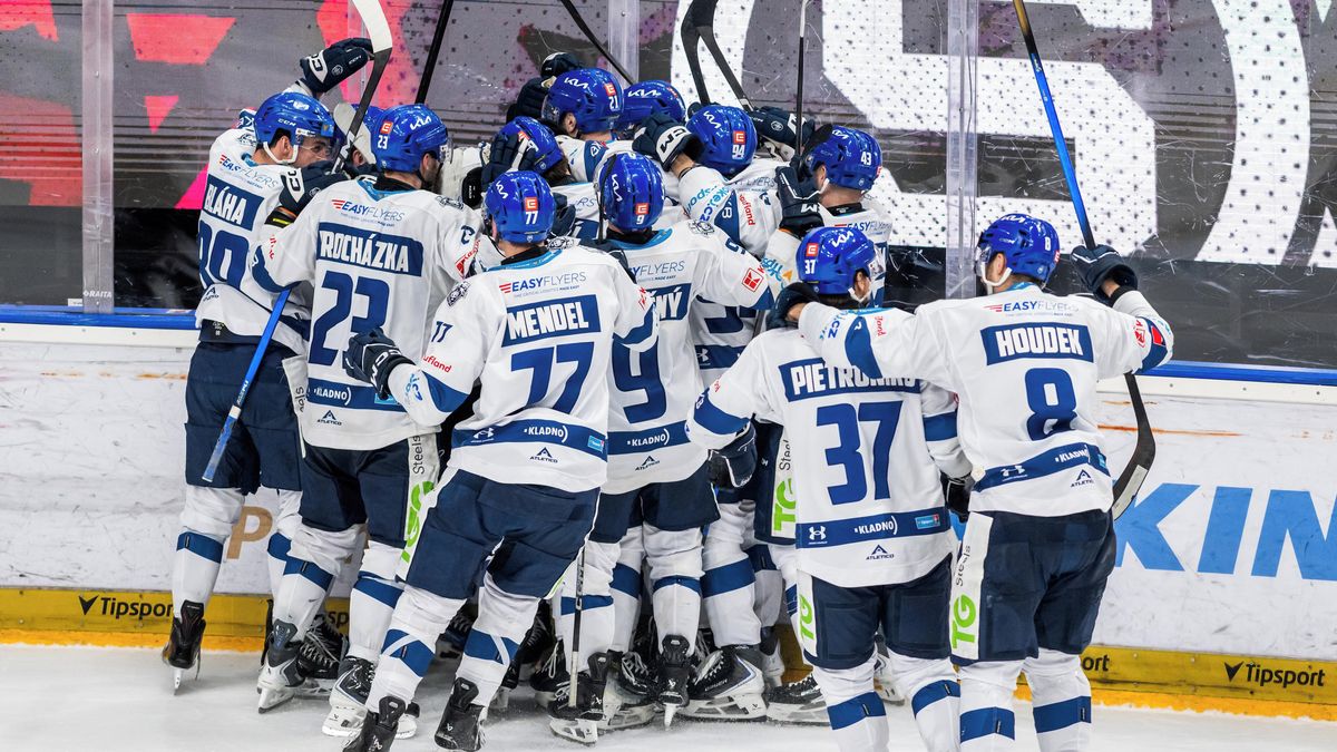 Šok na Spartě, Kladno rozhodlo v prodloužení. Brno a Třinec těsně vyhrály