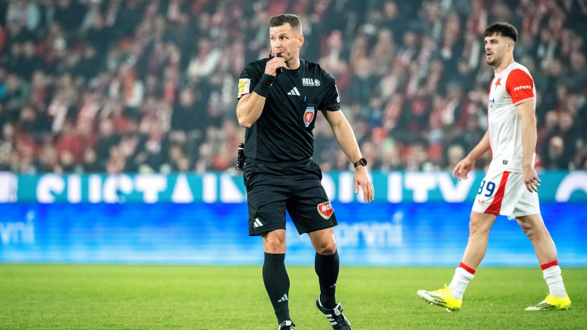 Fauloval Chorý před gólem sparťana Haraslína? Rozhodčí se vyjádřil ke klíčovým momentům v derby