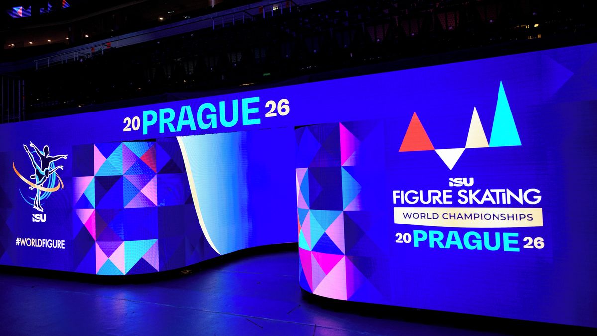 Po hokejistech není ani stopy. Pražská O2 arena už svítí barvami krasobruslařského mistrovství světa