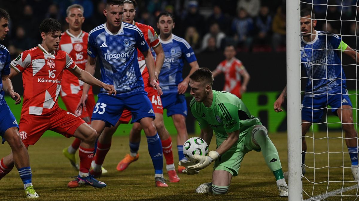 Postup přes Mohuč je reálný, odvety se nebojíme, ubezpečoval Koutný