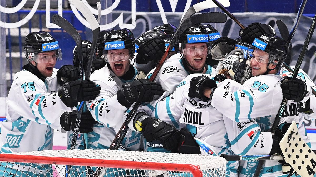 Sapoušek dvěma góly poslal Energii do čtvrtfinále. Víme, co v něm máme, usmíval se Patera