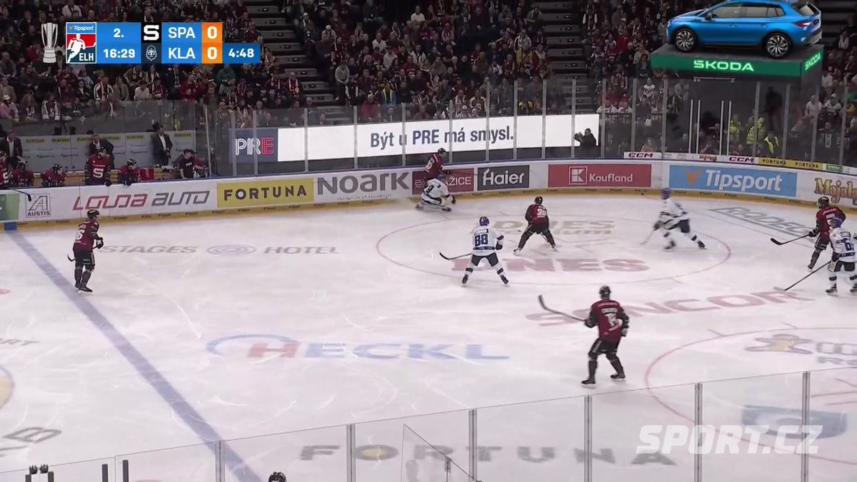 Kladno vládlo na ledě i v hledišti: Fanoušky milujeme, Brízgalovi líbáme ruce, říkají Rytíři