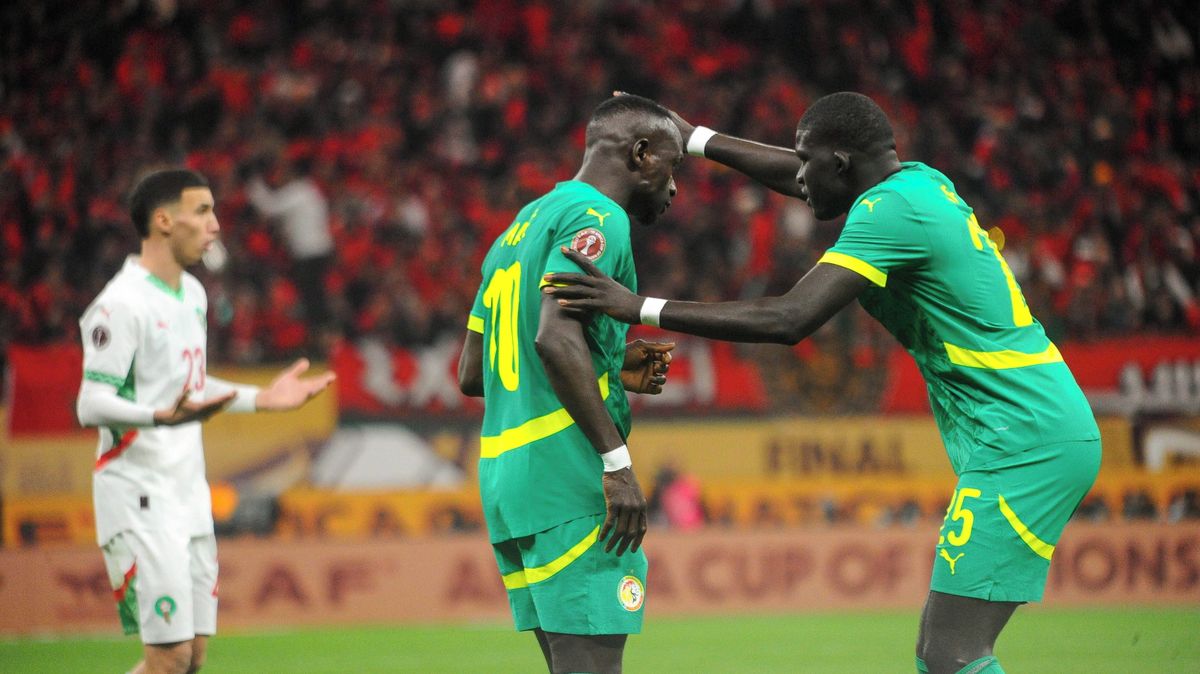 Korupce, titul přes e-mail, dělají ze sebe blázny! Diouf a spol. zuří, Senegalu ale hrozí další vážný postih