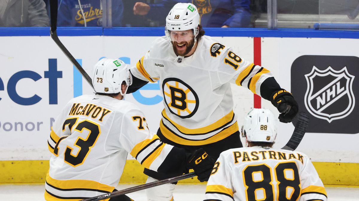 Češi zvedli prapor. Nápravu rozjel Pastrňák a dílo dokonal Zacha náhlou smrtí