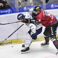 Zleva Dominik Simon z Plzně a Filip Chlapík ze Sparty.