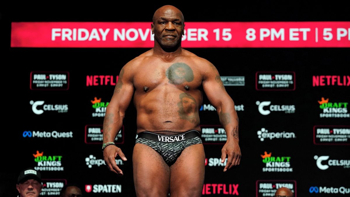 Legendární Tyson se zranil. Po souboji legend připustil konec kariéry