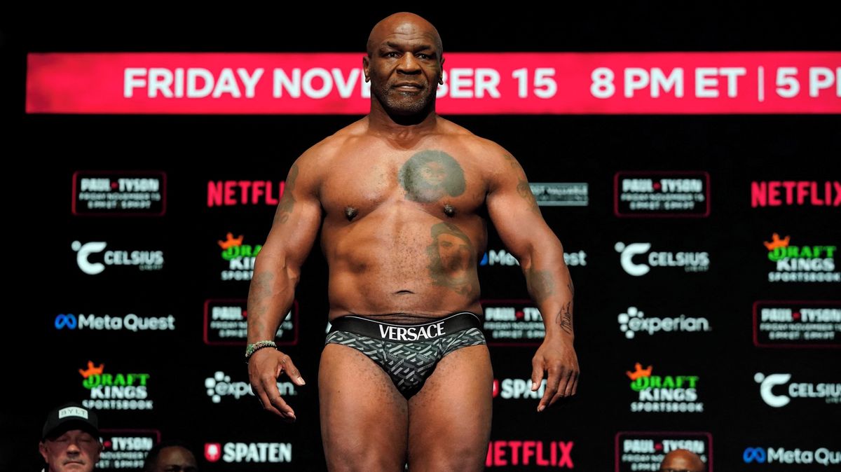 Legendární Tyson se zranil. Po souboji legend připustil konec kariéry