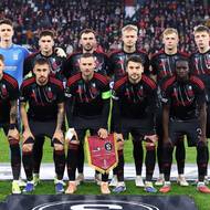 Sestava Sparty v čele s kapitánem Lukášem Haraslínem.