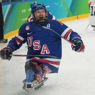 Declan Farmer zvýšil už na 3:1 pro USA.