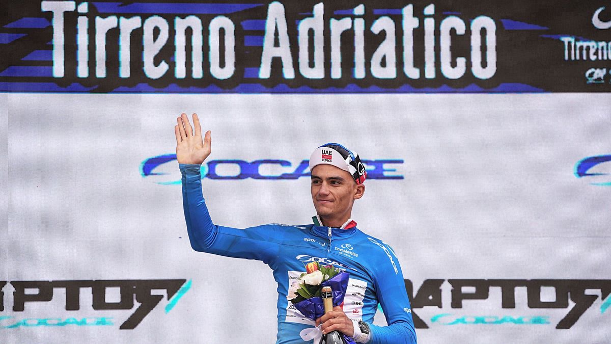 Del Toro si výhrou ve vrchařské 6. etapě pojistil vedení na Tirrenu-Adriaticu
