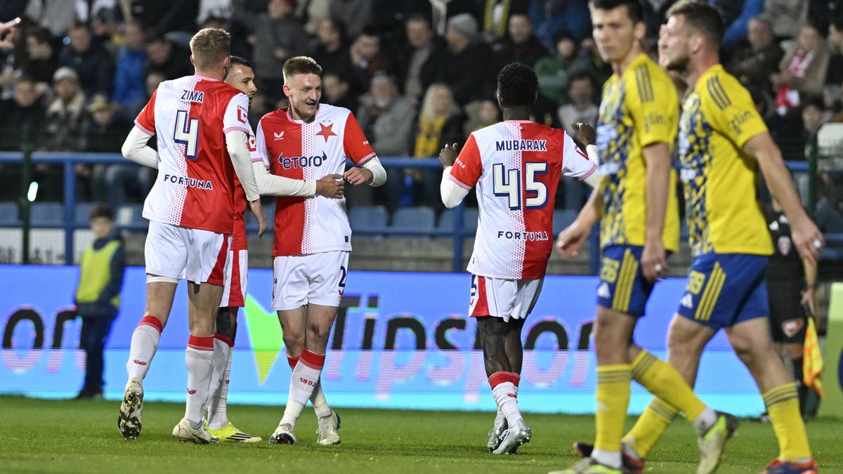 FOTBAL ONLINE: Slavia rychle udeřila! Baník venku neuspěl, Jablonec nestačil na posledního