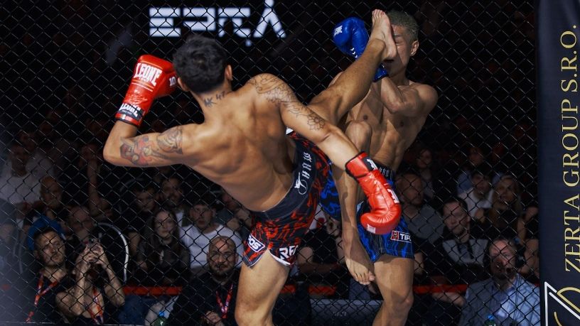 Stále neporažen. Hvězdný ranař Sivák se stal šampionem