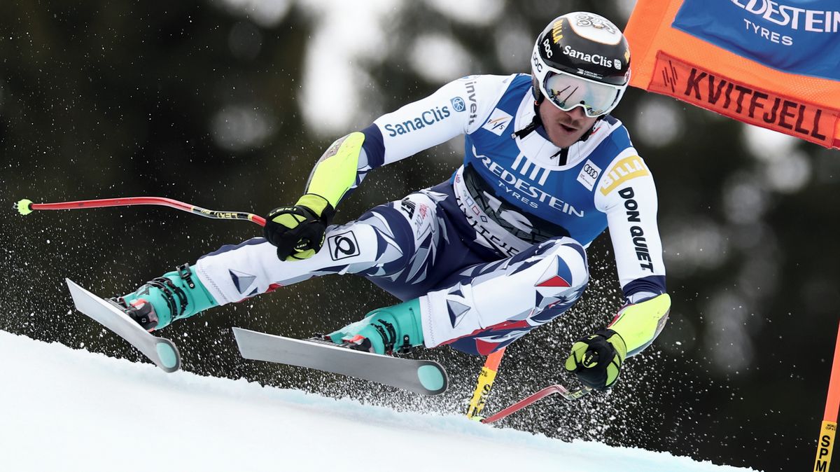 Zabystřan se ve finále super-G trápil, vypadl z elitní desítky. Závod ovládl Paris