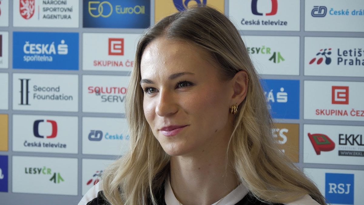 Nezvyk pro rekordmanku. Poláci vykoupili lístky, český kotel prořídne