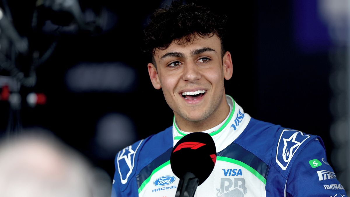 Lindblad proměnil debut v F1 v body, naštval při tom ale Verstappena