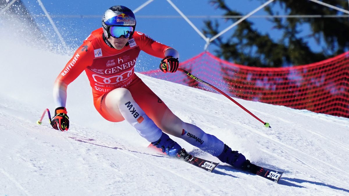 Hvězdný lyžař Odermatt slaví. Popáté v řadě vyhraje Světový pohár, má i malý glóbus za sjezd