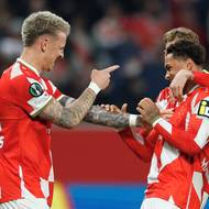 Gólovou pojistku Mohuče vstřelil Armindo Sieb.